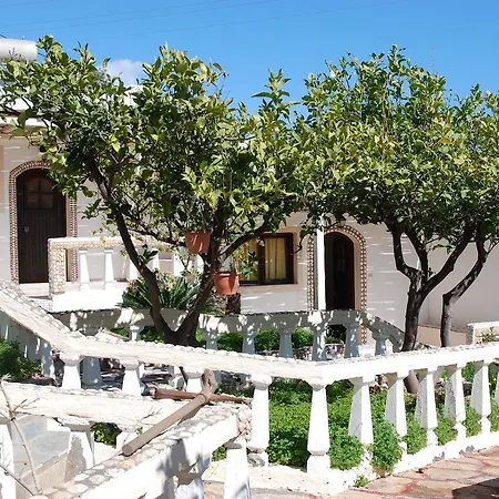 Italiana Aparthotel 2*